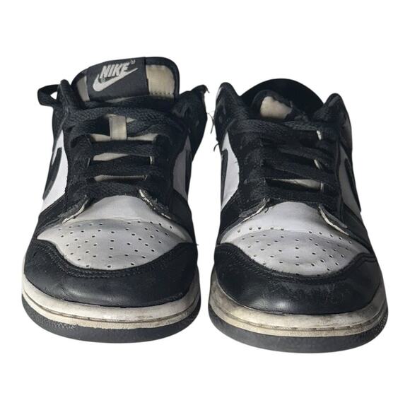 Nike Dunk Low Panda GS CW1590-100 Black White Size 1.5Y Boys Sneakers - Picture 2 of 8